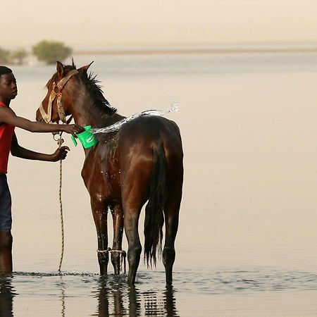 A La Ficelle Du Lac Rose Niaga ภายนอก รูปภาพ