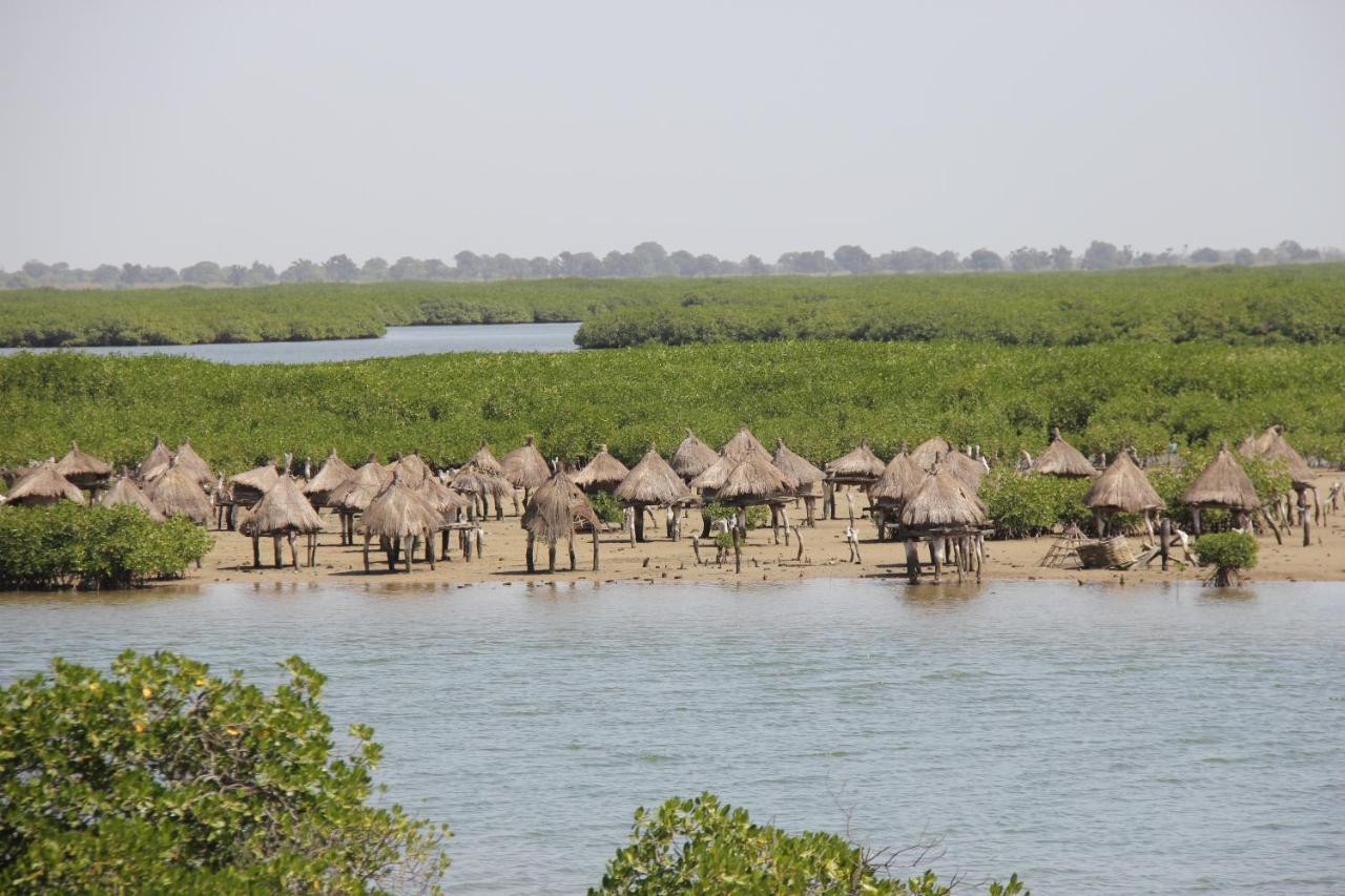A La Ficelle Du Lac Rose Niaga ภายนอก รูปภาพ